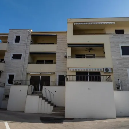 Nika Brodarica (Sibenik-Knin)